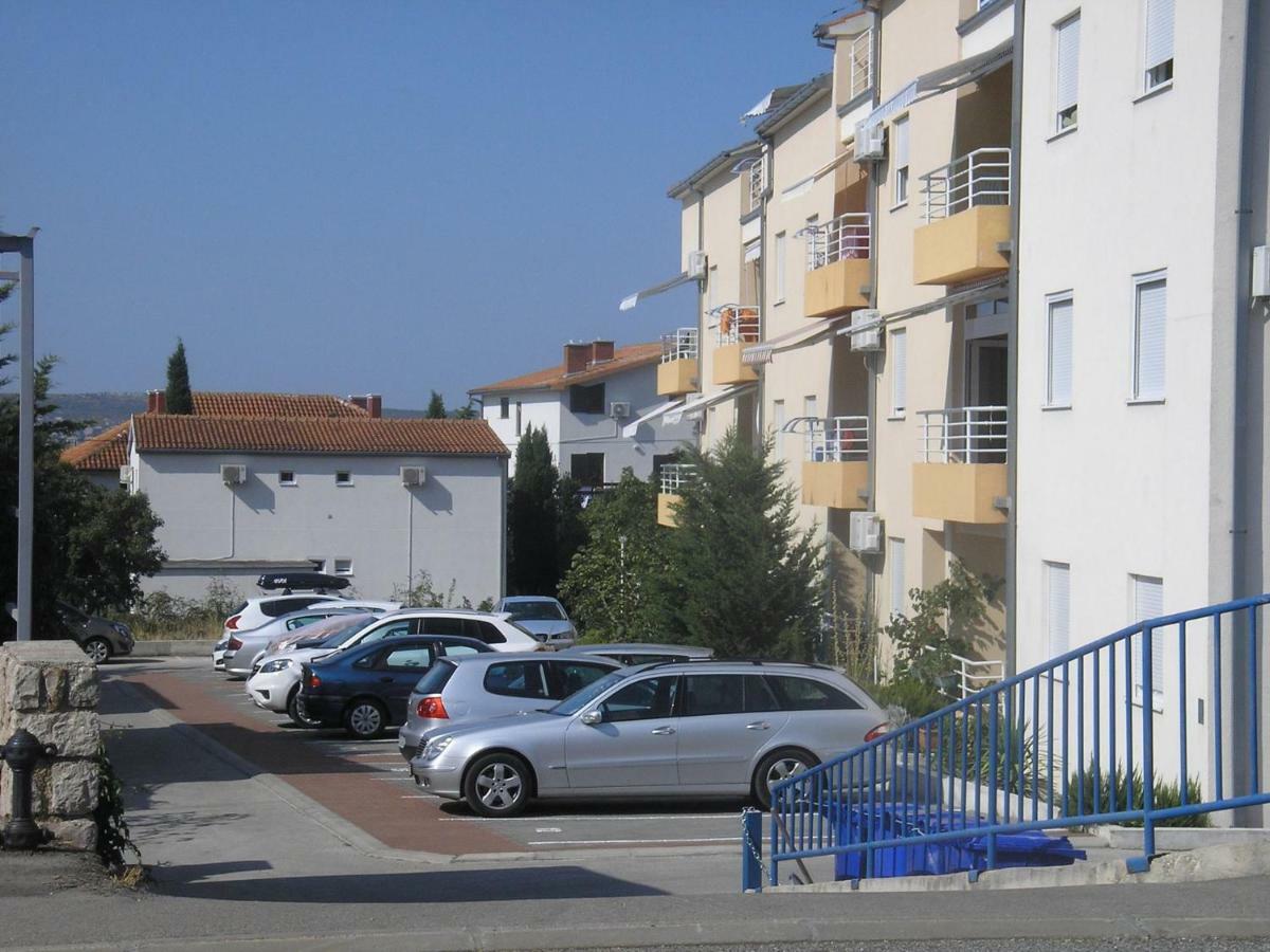 Marina Blue Apartment Starigrad Paklenica Luaran gambar